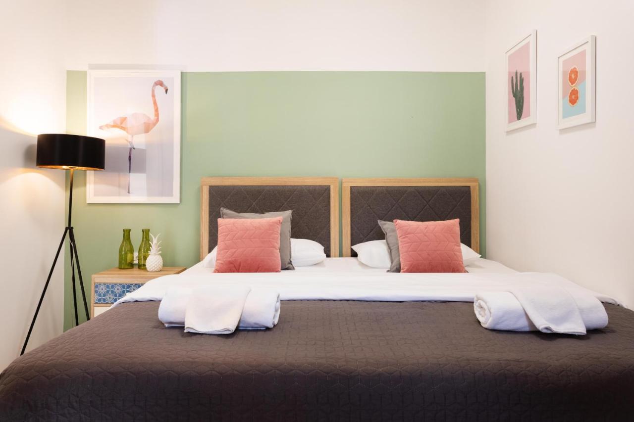 Design Sunny 2Bdr Apartment Near The City Center Zagreb Bagian luar foto